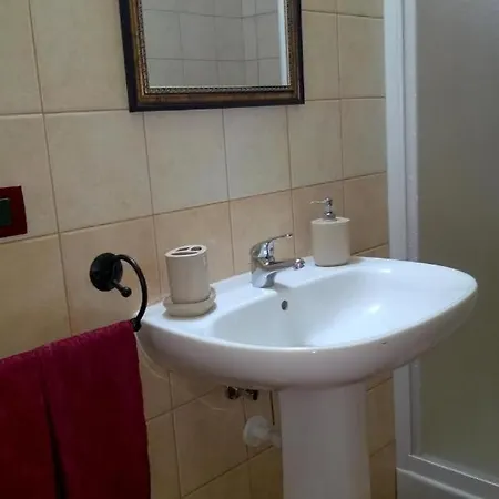 Affitacamere/domo - Mari E Luci Apartamento